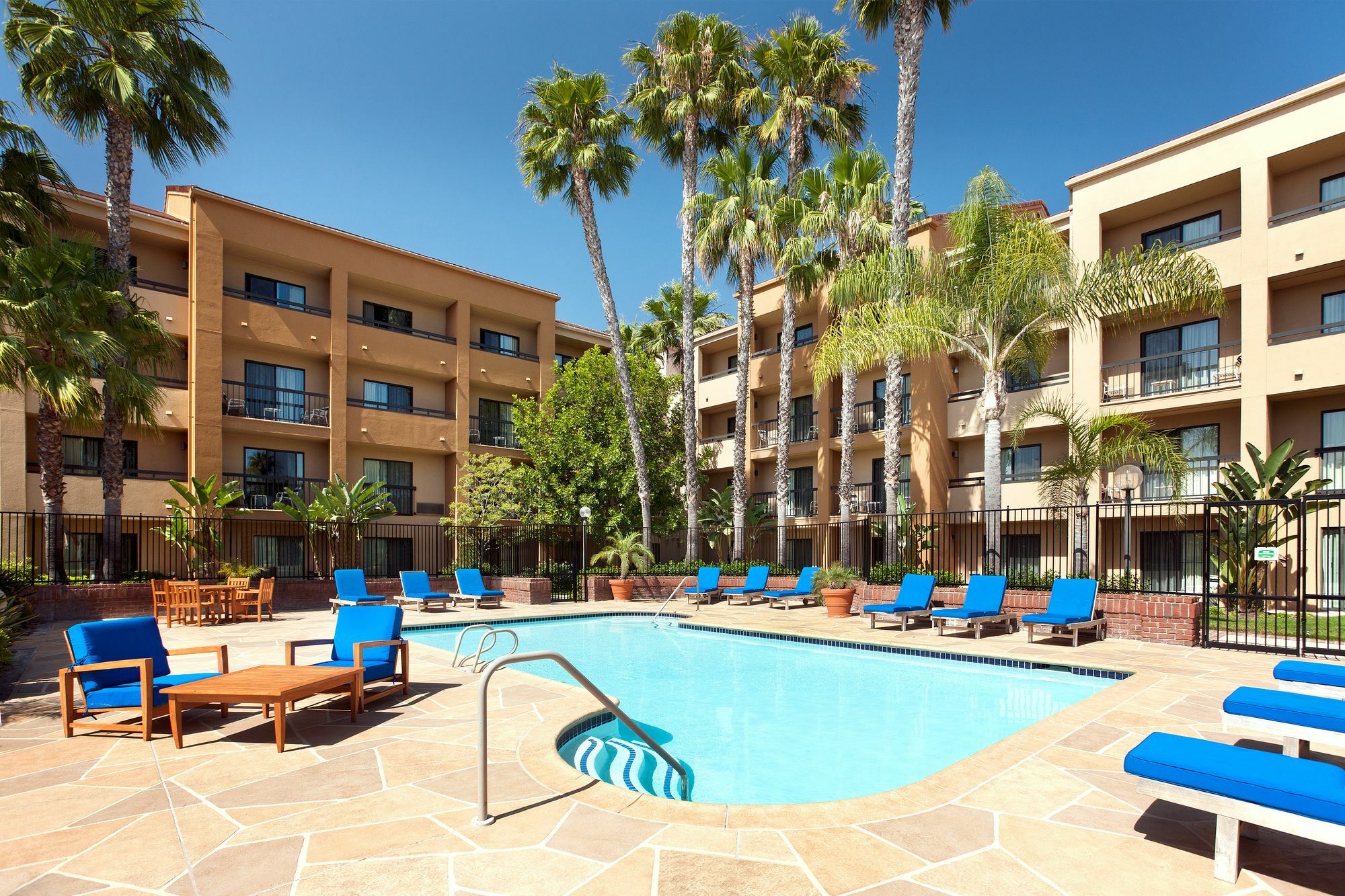Courtyard Costa Mesa South Coast Metro Otel Santa Ana Dış mekan fotoğraf